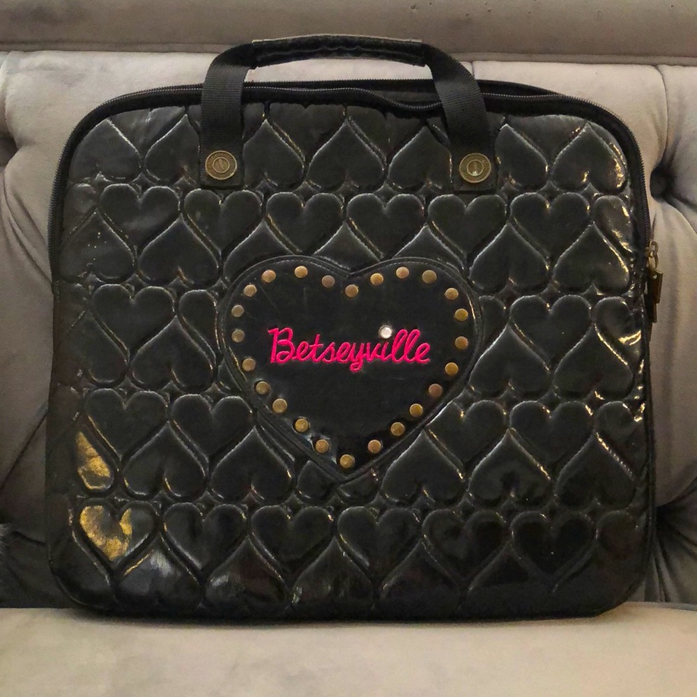 Betsey Johnson Laptop Bag Betseyville